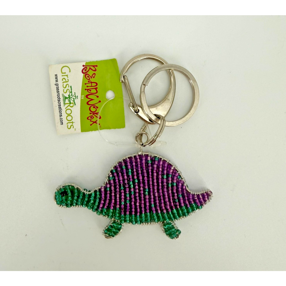 Disney Animal Kingdom Beadworx GrassRoots Keyring - Purple and Green Turtle NEW